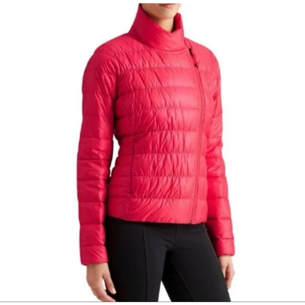 NWT Women's Athleta Downalicious Puffer Jacket XXS Red water wind resistant